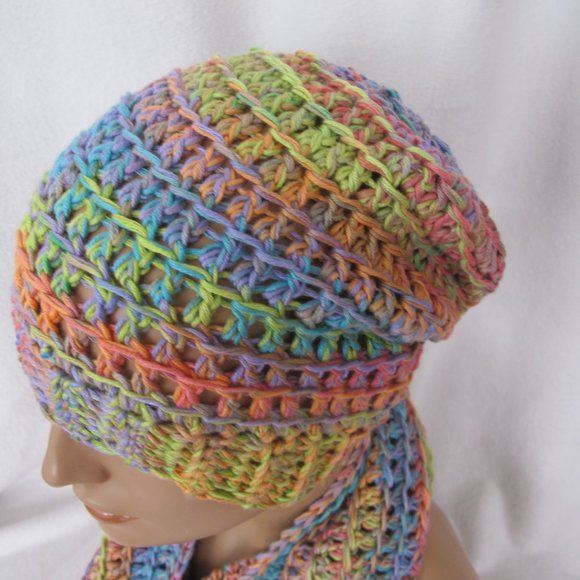 New Handmade Colorful Pastels Slouch Hat and Cowl Set - Picture 5 of 11